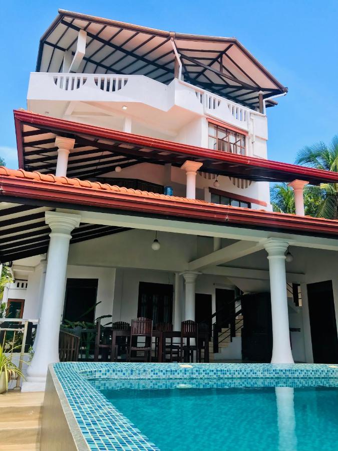 Resort Deepika Mirissa Esterno foto